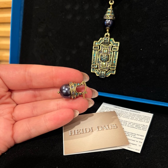 Heidi Daus Navy Pearl Locket Necklace & Earrings Set - NWT 💙✨ - Picture 4 of 11